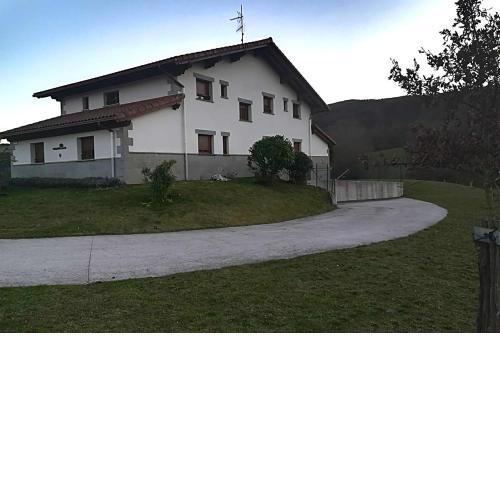 Casa Rural Sarobetxea en Larrayoz, Navarra
