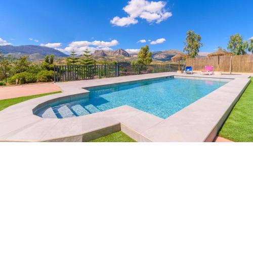 Casa Rural Tajo de Gómer Riogordo by Ruralidays