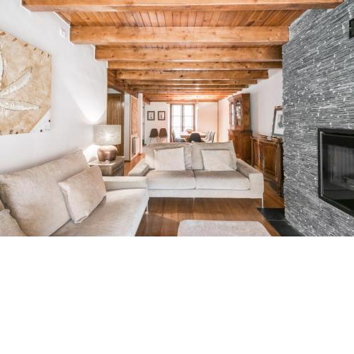 Casa Salient by Totiaran