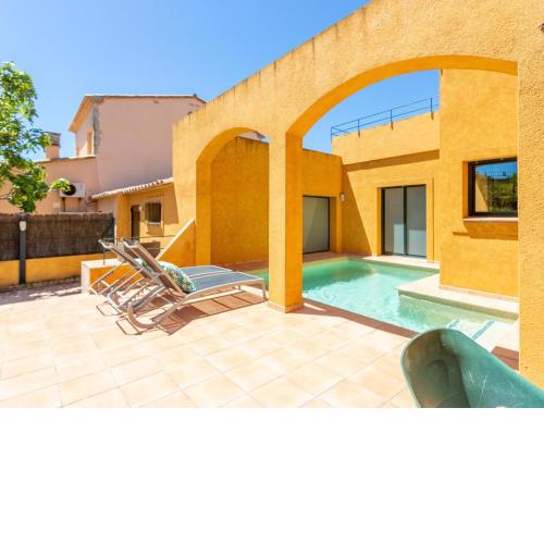 Casa Sant Pere Pescador, 4 dormitorios, 8 personas - ES-89-80