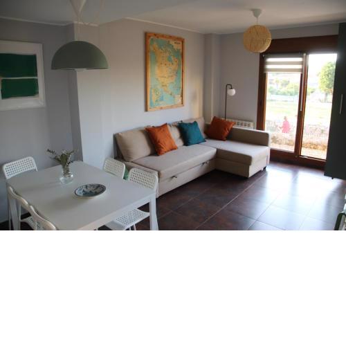 CASA TORIMBIA CON TERRAZA JARDIN EN POO DE LLANES
