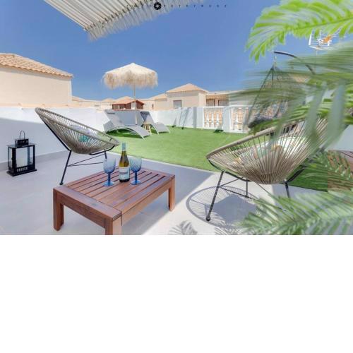 CASA TORRE Y SOL with big terrace & swimming pool