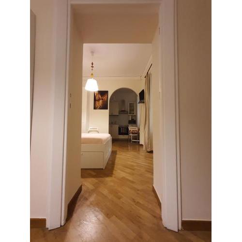 CASA VACANZA COLOSSEO WHOLE HOLIDAY HOME APARTMENT da PAMINO & PRISCILLA