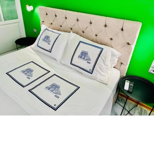 CASA VERDE di Giorgio 10 mins walk from Piraeus port