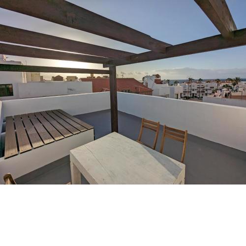 Casa Vista Surf - Beautiful apartment w/ terrace & balcony (fiber)