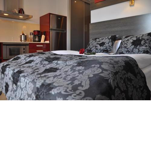 Casablanca Suites - Adults Only