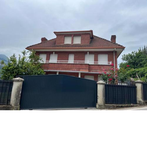 CASAMENTERA