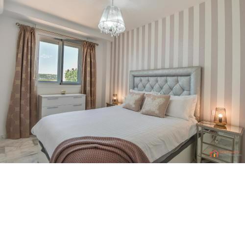 Casares Golf Views Penthouse