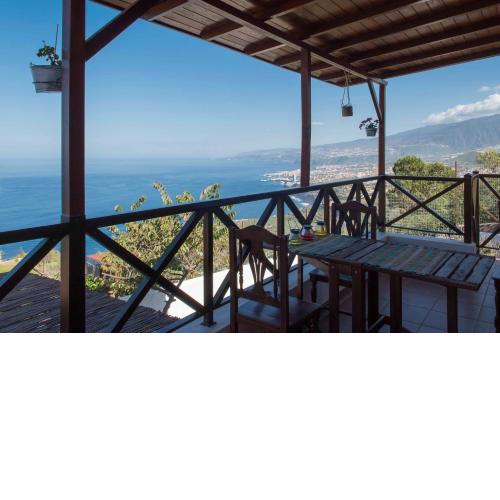 CASAS EN FINCA ECOLÓGICA EL BICLEN, NATURALEZA, CALMA Y VISTAS al MAR,