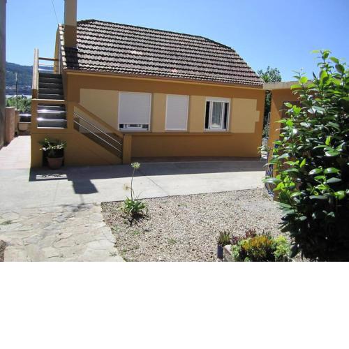 Casita con terreno a 10 minutos del centro de Vigo