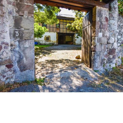 Casona con gran jardín