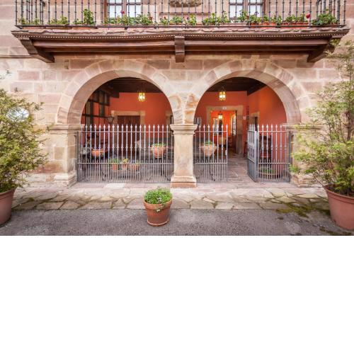 Casona De La Salceda