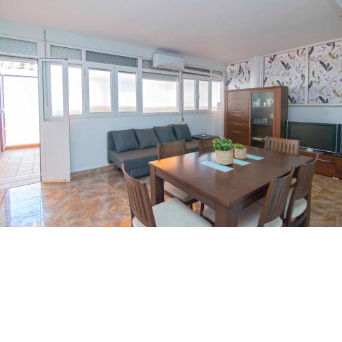 Castelar Suite