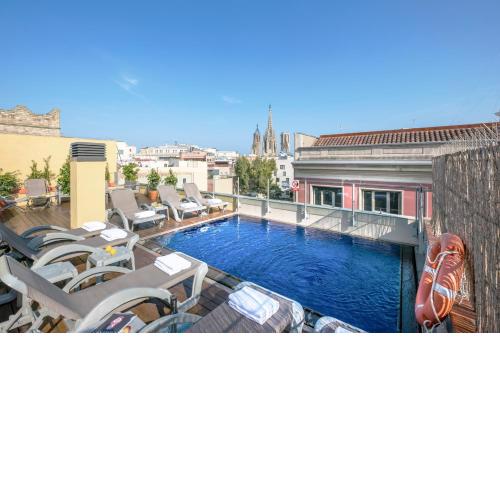 Catedral Bas Apartments by Aspasios