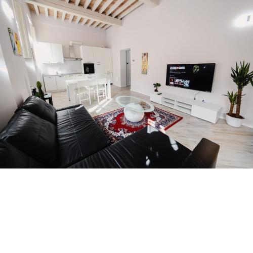 [CATHEDRAl] elegant apartment