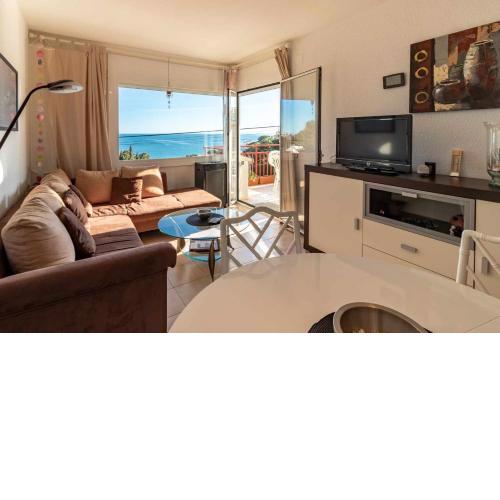 CAU DEL LLOP 69 Apartamento con vistas al mar