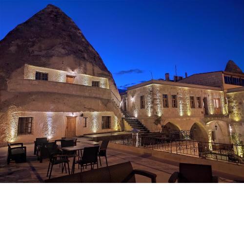 Cave Hotel Saksagan