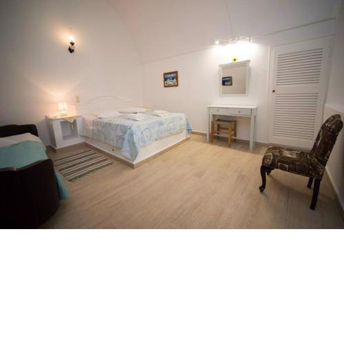 Cave House by Hotel Thira