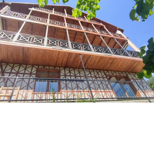 ÇAYKARA-NANAGA 1883 Four bedroom villa