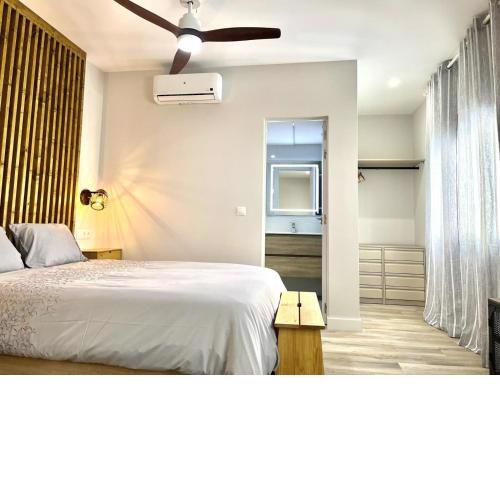 CD- Estudio a estrenar Acogedor, moderno y funcional, Barrio tranquilo