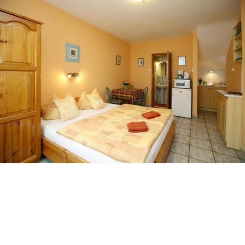 Cecey Apartman