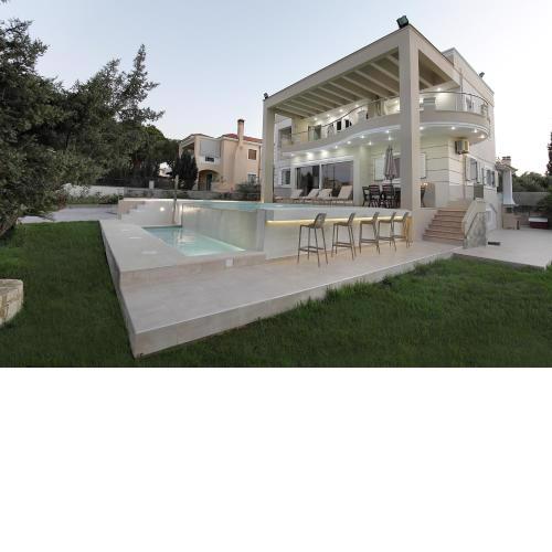 Cedar Tree Villa