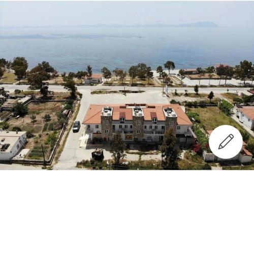 Cemre Apart