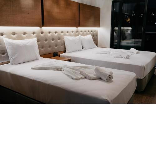 Ceneviz Suit Hotel