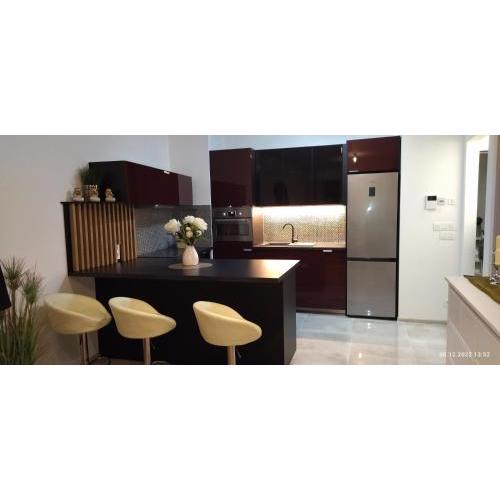 Center City Apartment III