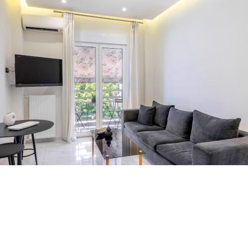 Central 2BR Apartment in the Heart of Athens