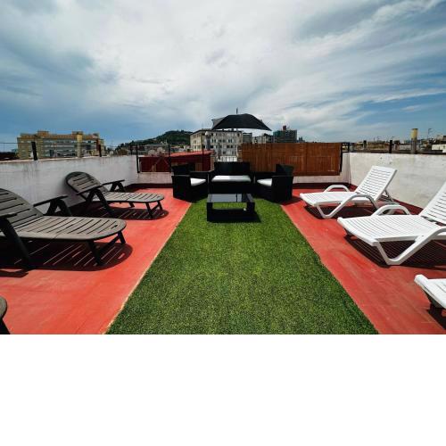 Central and Basic Solarium HOSTEL