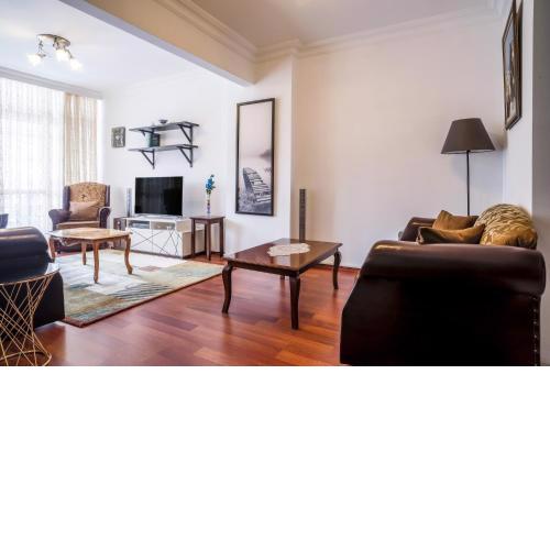 Central and Fully Furnished Flat in Bakirkoy