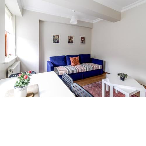 Central and Fully Furnished Flat in Beyoğlu