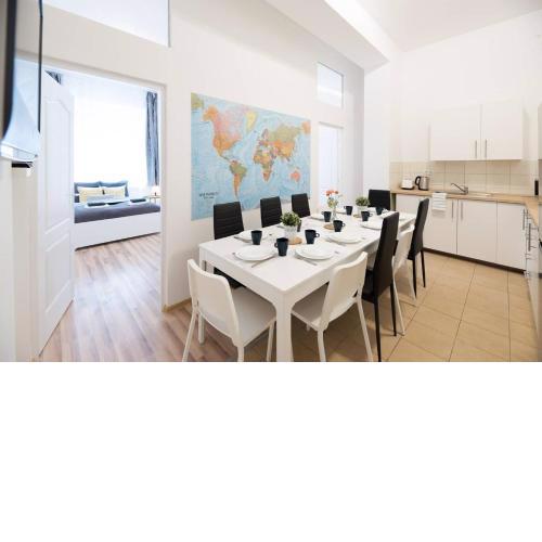 Central and large AC apartment
