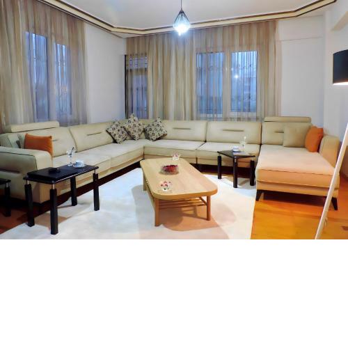 Central and Serene Flat with Balcony in Antalya
