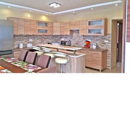 Central-Aqua Apartman