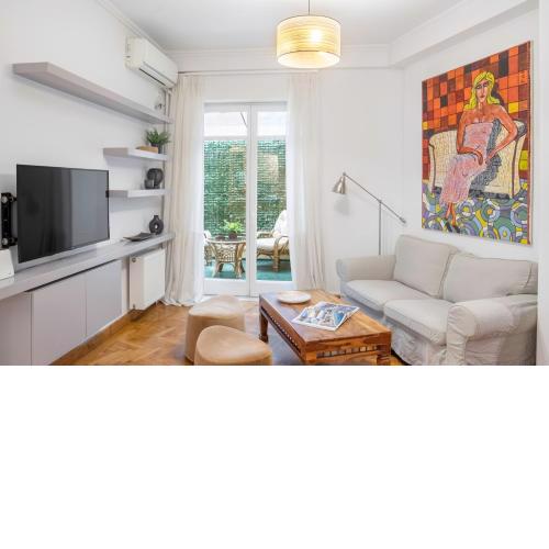 Central Athenian 1BR Apartment