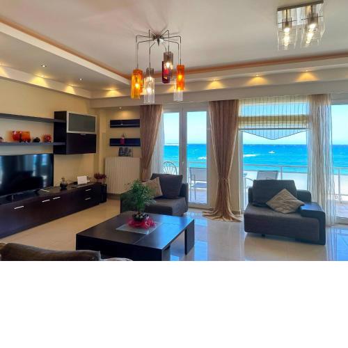 Central Beach Apartment