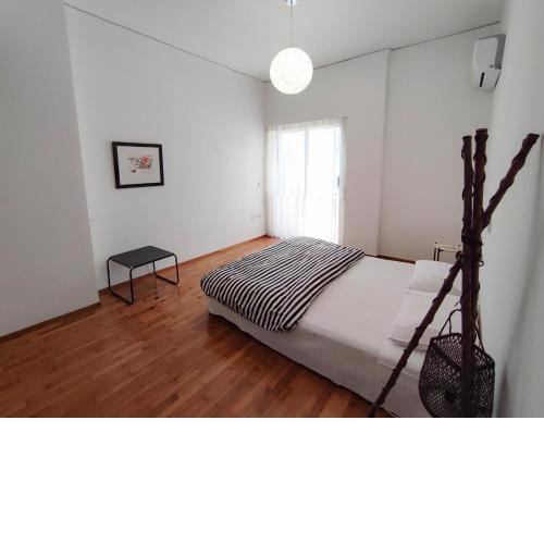 Central condo with homegym, next to the main beach