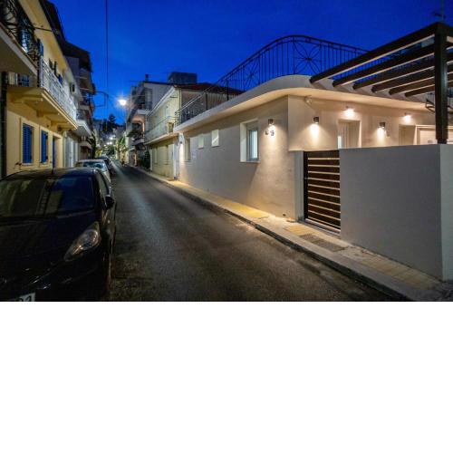Central Corner Apts