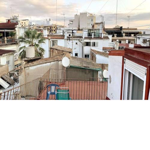 Central duplex with a beautiful rooftop view