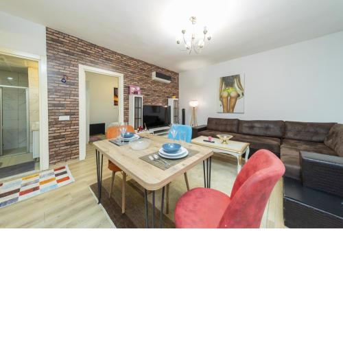 Central Flat 10 min to Antalya Museum