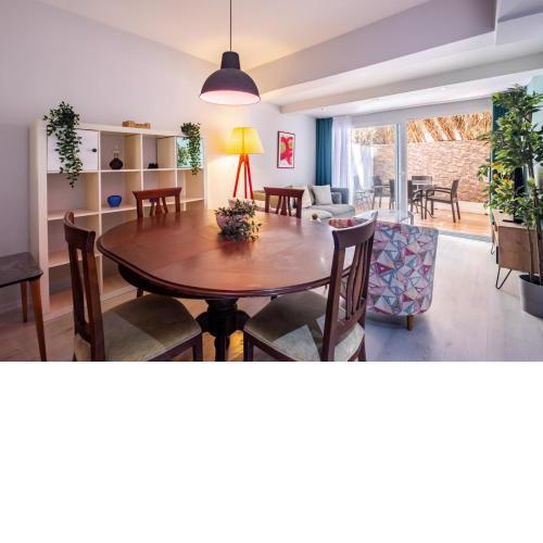 Central Flat Close to Shopping Malls in Sisli