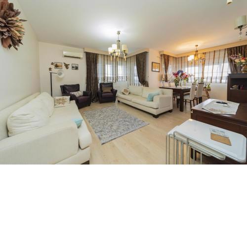 Central Flat with Balcony 3 min to Konyaalti Beach