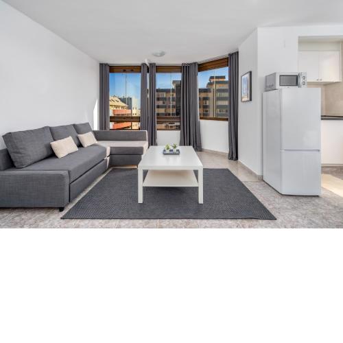 Central flat with pool in Fuengirola Ref 171