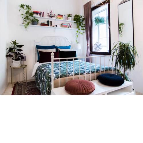 Central Garden Studio