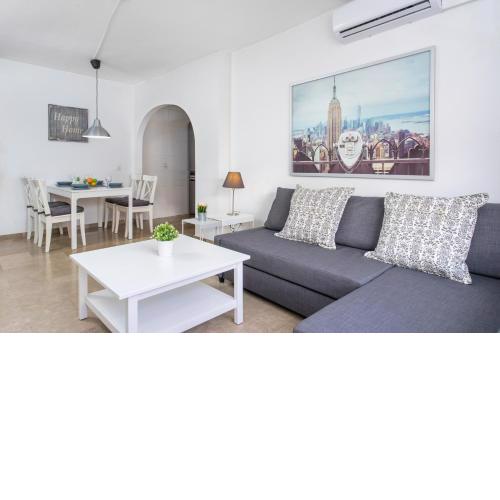 Central gem in Los Boliches SOHO with wifi and tv ref77