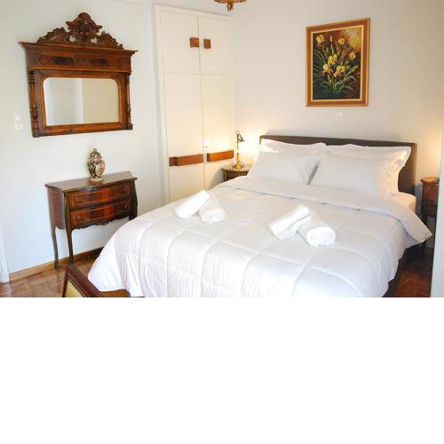Central Heraklion Lovely Boutique 2-bedroom Apartment. Olympia.
