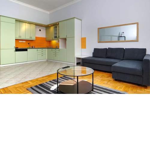Central HolloGem Apartment ✰ 3 BR