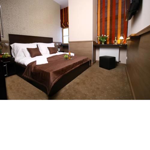 Central Hotel 21